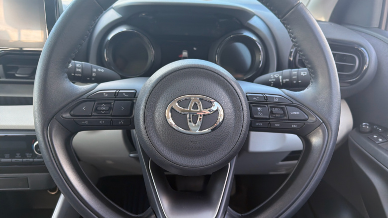Toyota Yaris 1.5 Hybrid Excel 5dr CVT Hybrid Hatchback